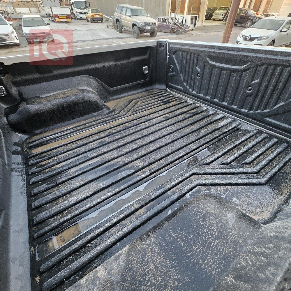 تويوتا هايلوكس